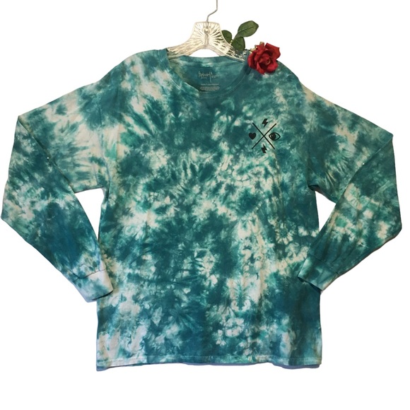 Flirtitude Active dyed long sleeve tee evil eye Sz Lg. Blue-green teal white EUC - Picture 2 of 9